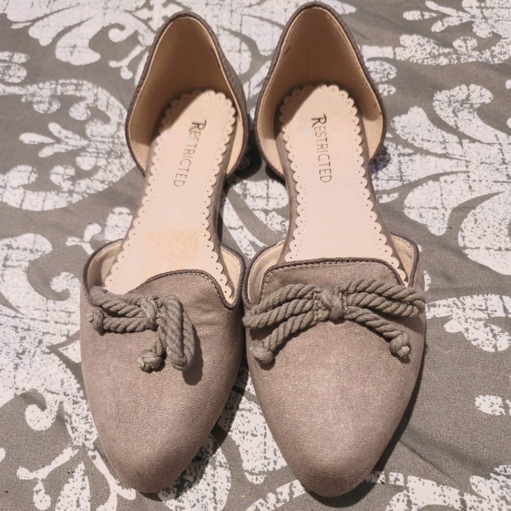 Women's Flats Slip on Shoe NWOT